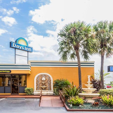 Days Inn By Wyndham Fort Lauderdale-Oakland Park Airport N Exterior foto